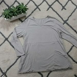 Pure Jill Seamed V neck with pockets! Tunic length